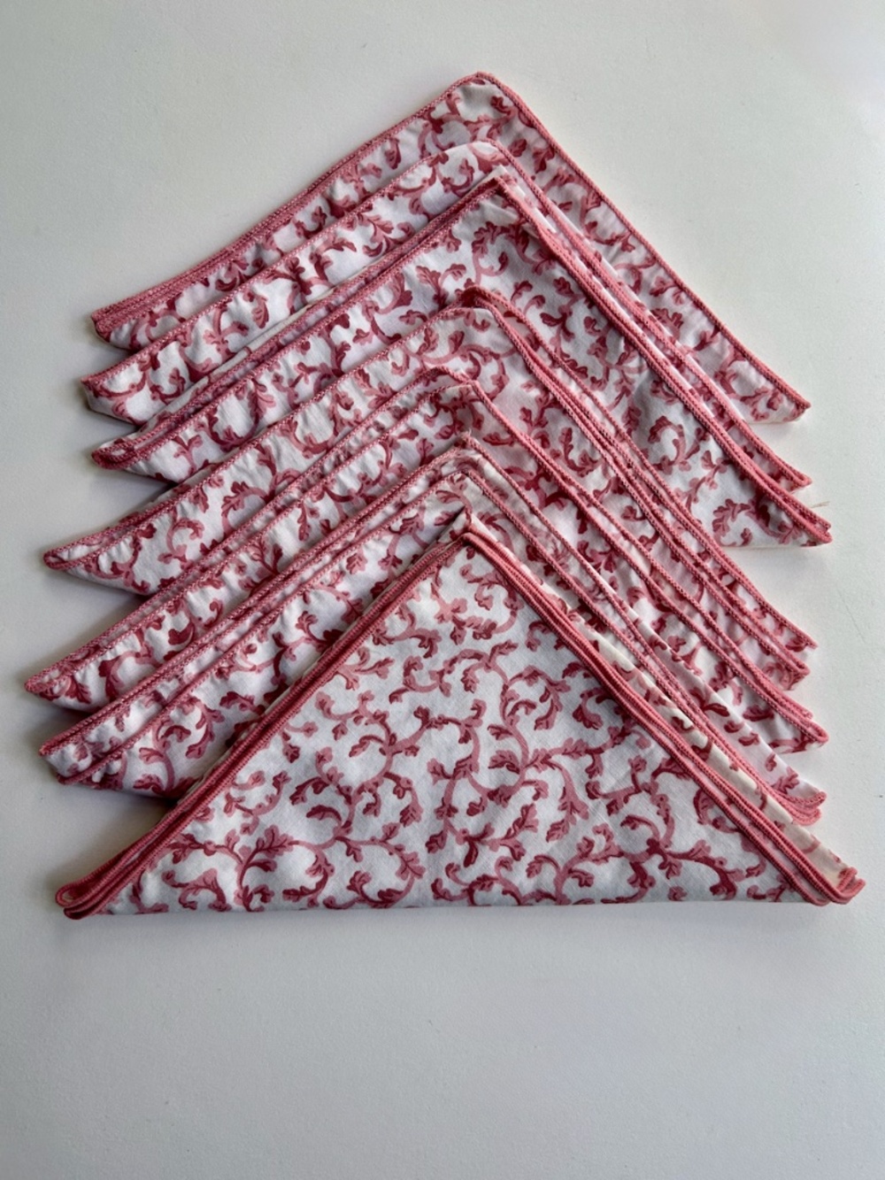 Set of 7 Croscill White & Pink Scrollwork Dinner Napkins